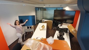 Surface Hub 2S - Unboxing and Assembly