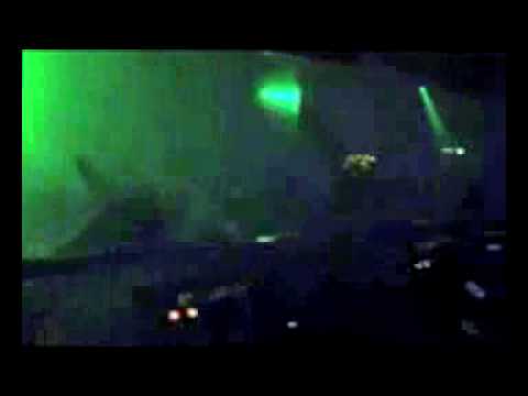 YouTubeでOn The Edge by Anne Savage and BKを視聴