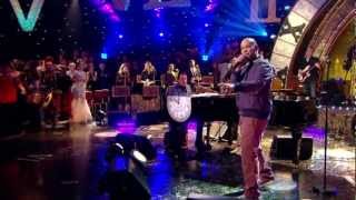 Roland Gift - Suspicious Minds - Jools Hootenanny 2012