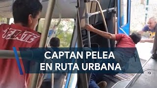 Captan pelea entre chófer y conductor en ruta urbana de Santa Catarina