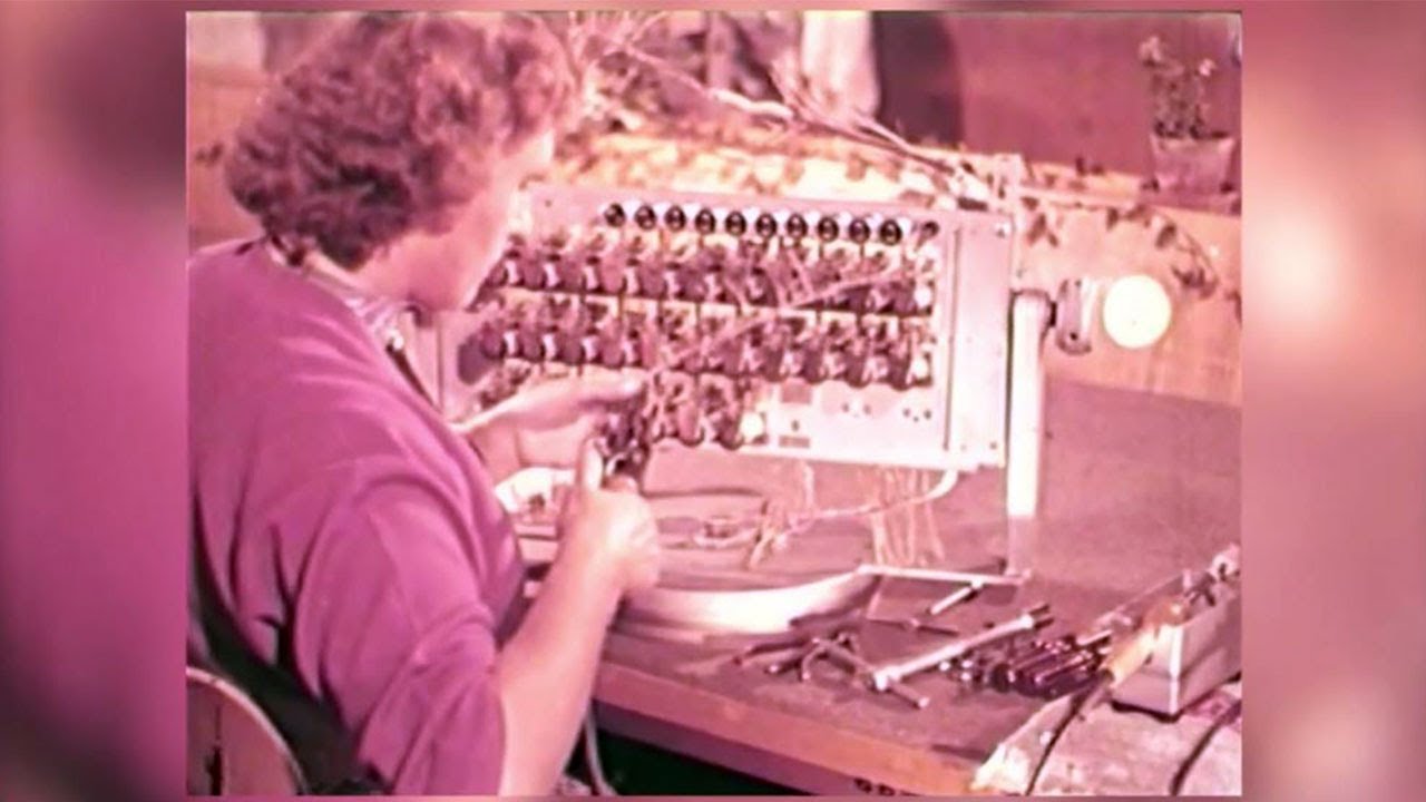 HELLER History: Electrical nerve – hydraulical muscle