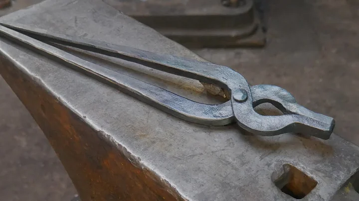 Super Simple Tongs! Maybe the easiest riveted tong...