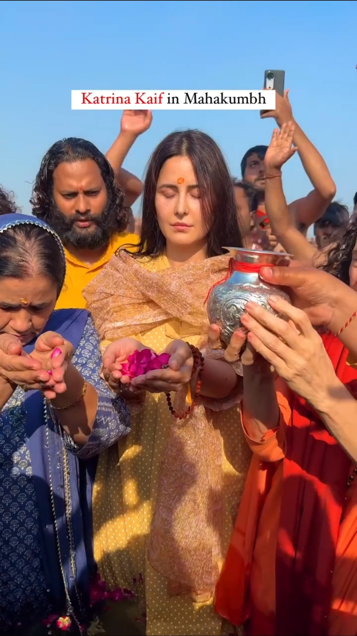 Katrina Kaif Takes A HOLY DIP At Mahakumbh 2025 ?? | #shorts #bollywood #mahakumbh2025