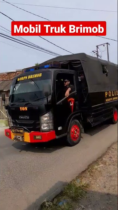 Mobil Truk Brimob #shorts  ~ Thoriq Family