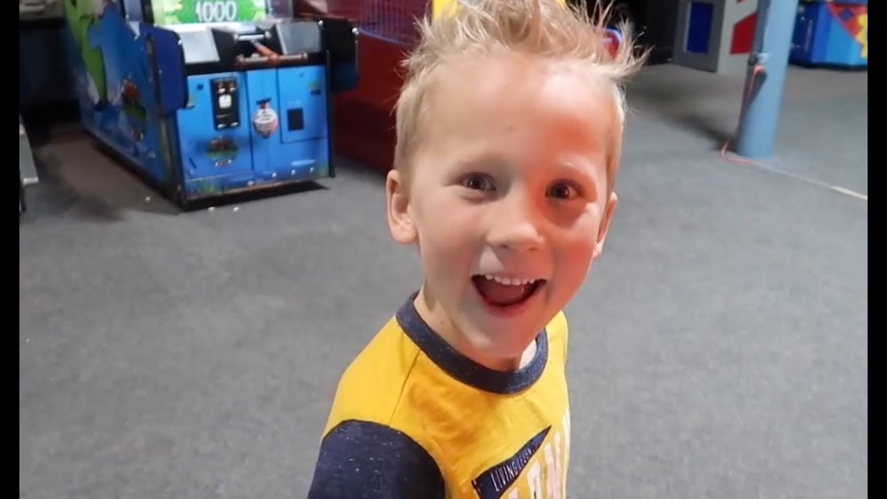 ARCADE GAMES BIRTHDAY PARTY! 🎉