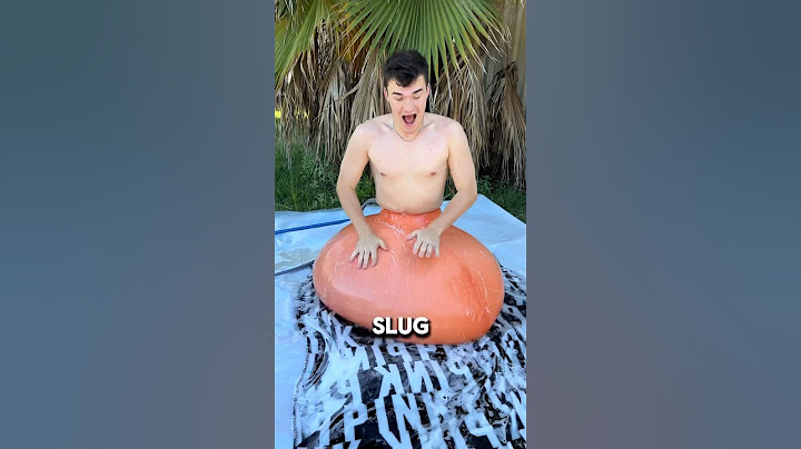 I climbed into the Mega large water Balloon😱😂 Subscribe to me❤️