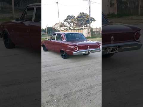 FORD FALCON ENFIERRADO