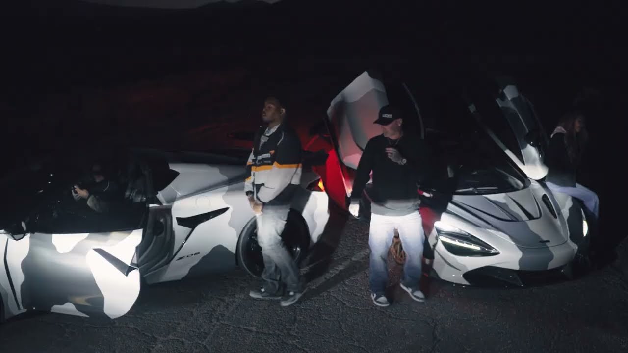 Ver Kenny Muney - Jacuzzi On The Roof (Official Video) en YouTube Ver Kenny Muney - Jacuzzi On The Roof (Official Video) en YouTube