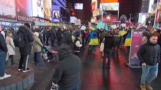 Anti-Putin protesters gather in Times Square