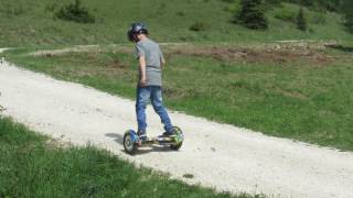 Tim testet das Robway W3 Hoverboard