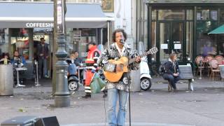"Somewhere Over The Rainbow" - Leidesplein, Amsterdam During Cannabis Cup 2012.MOV
