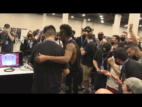 MvC2 Evo 2022: Grand Finals - Khaos vs Mr. Pasadena [Crowd Reaction] .:8.6.22:.