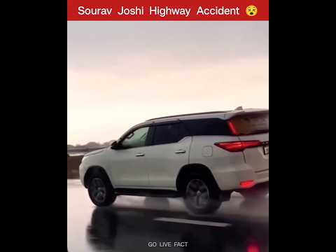 Sourav Joshi  Highway Accident 🤯।  ‎@souravjoshivlogs7028      #shorts