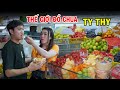 Quán đồ chua lớn nhất Campuchia, bà chủ xây nhà bạc tỉ - Ty Thy Vlog Gỏi đu đủ
