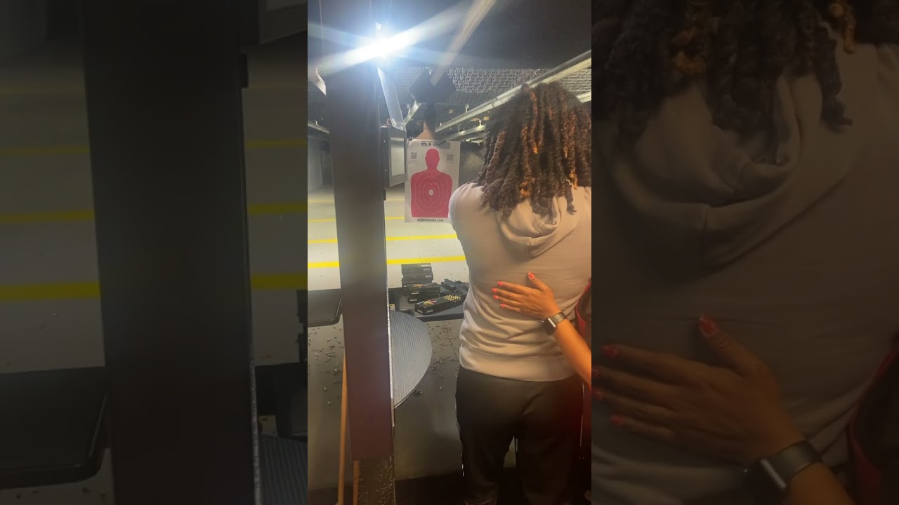 MY FIRST TIME SHOOTING A GUN!! (GLOCK 19)