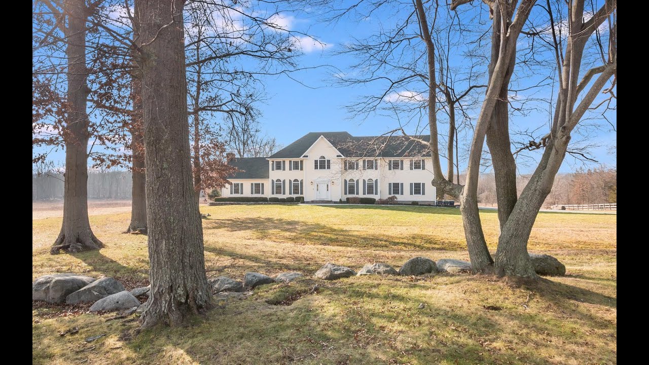 Real Estate Video Tour 30 Fox Hollow Road, Blooming Grove , NY 10914