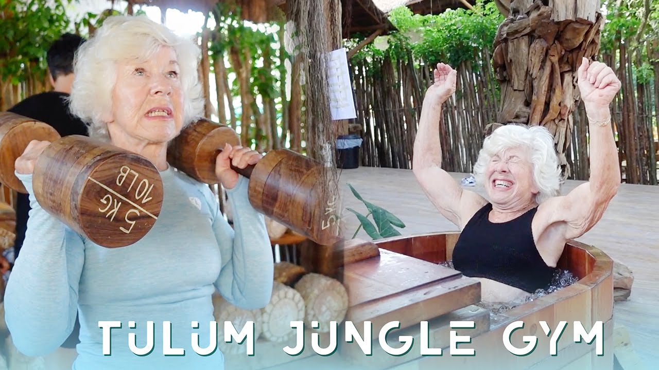 TRAINWITHJOAN works Upper Body at Tulum Jungle Gym Pueblo with YOURHEALTHYHEDONISTA