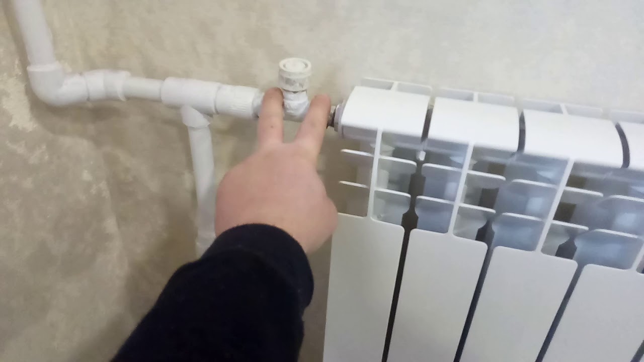 Радиаторы холодные снизу