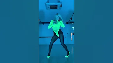 Ashley Roberts Toxic Britney Spears Dance Video 