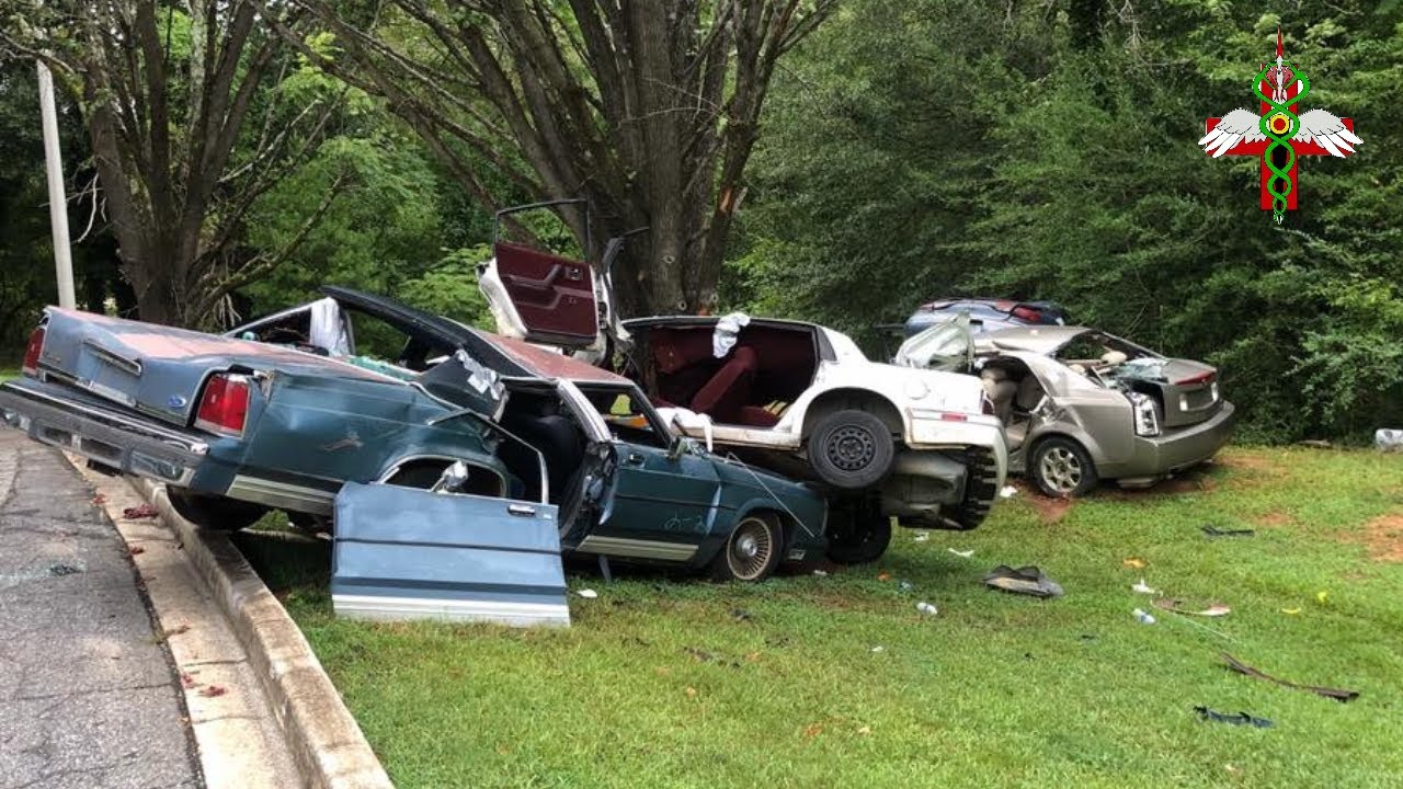 What to do if you witness a car accident! YouTube