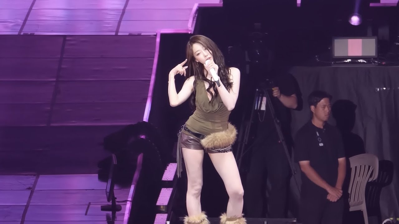 aespa Giselle (지젤) – 'TORNADO' Mirror - YouTube