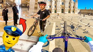 PRENDO UN PICCIONE IN PIAZZA DUOMO 🤕 *fermati dalle guardie*