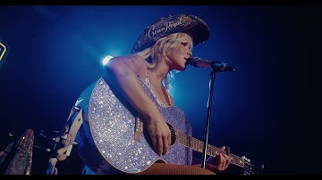 Thumbnail of Tanner Adell - GIDDY UP GORGEOUS TOUR RECAP