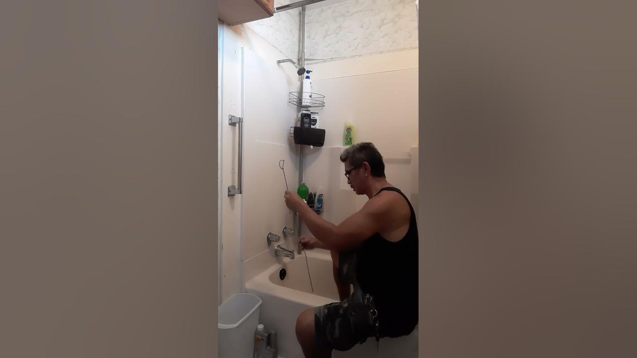 HOW TO UNSTUCK A STUCK BATHTUB OVERFLOW STOPPER...DIY! YouTube