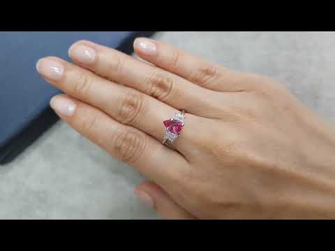 Hot pink Mahenge spinel 0.90 ct in pear shape, Tanzania Video  № 1