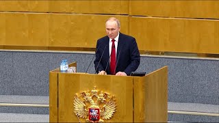 Путин выступает в Госдуме, принимающей поправки в Конституцию