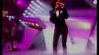 Whitney - I Wanna Dance With Somebody (Top Of The Pops)