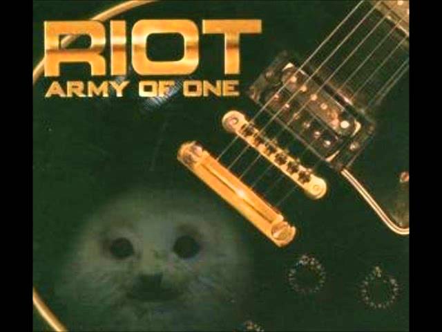 Riot - Knocking At My Door