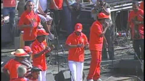 Candido Fabre -  Aqui No Se Rinde Nadie - En vivo ...