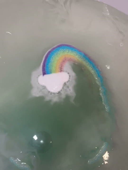 Бомбочка для ванны РАДУГА 😍 - YouTube