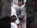 【なつお、担がれる!?】滝澤夏央選手がサヨナラ打!ネビン選手に思い切り担がれる・・・!