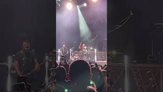 I Hate Everything About You (3DG cover) Live -Saint Asonia- Des Moines, IA 11/12/2023