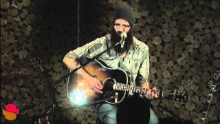 William Fitzsimmons &quot;Beautiful Girl&quot; (LIVE) - www.streamingcafe.net
