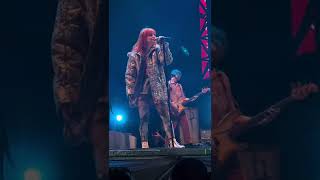 #HayleyWilliams performs #AllIWanted for the first time at #Paramore's #WhenWeWereYoung festival set