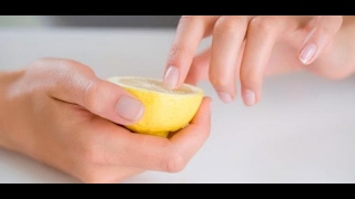 ما فوائد الليمون للأظافر