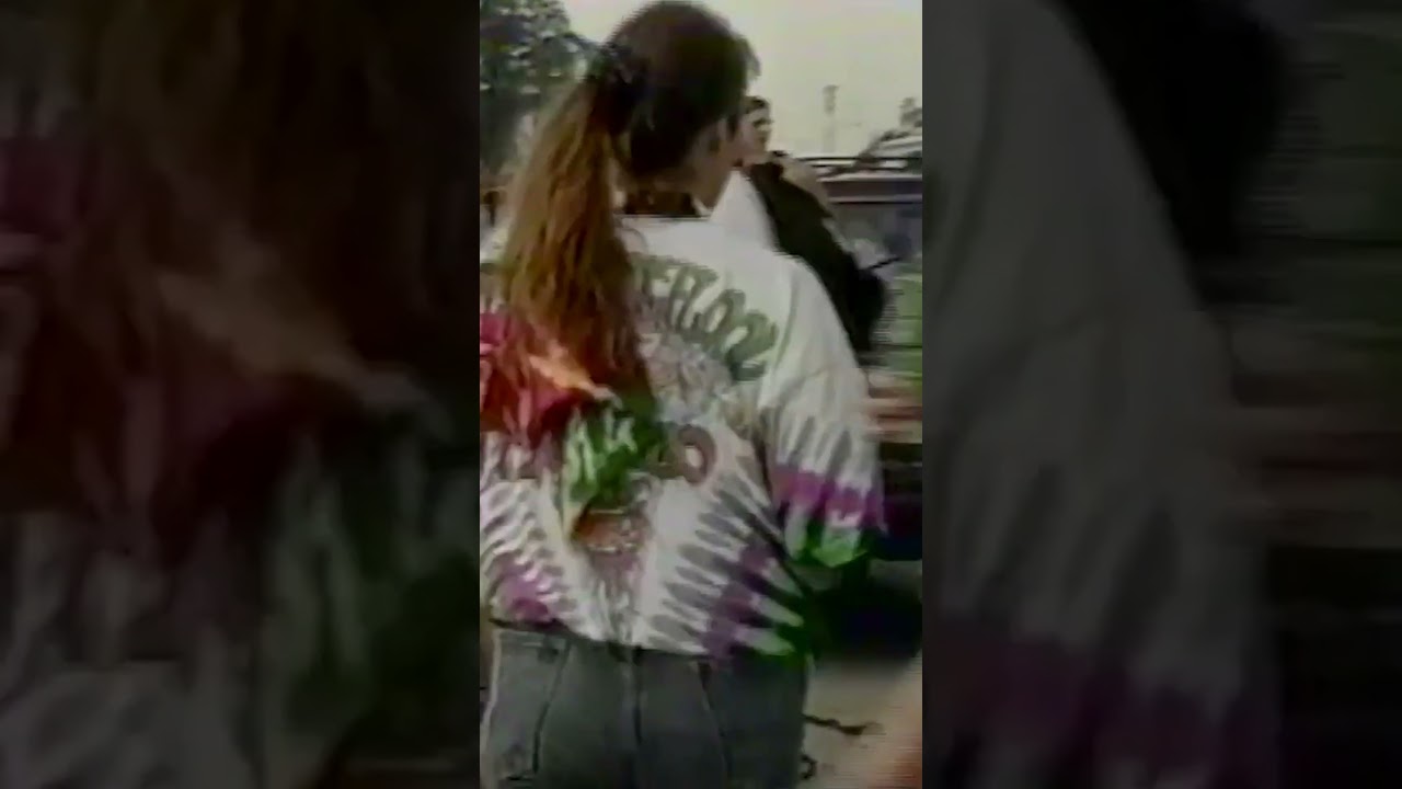 Peter Shapiro surprising Deadheads on lot with miracles back in the 90s #gratefuldead | Relix auf YouTube ansehen Peter Shapiro surprising Deadheads on lot with miracles back in the 90s #gratefuldead | Relix auf YouTube ansehen