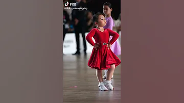 Chinese Dance 