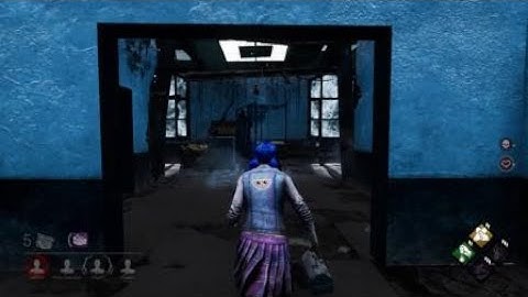 Spawned right next to the killer...