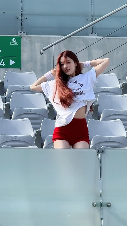 Re: [問卦] 這女的屁股太大了吧