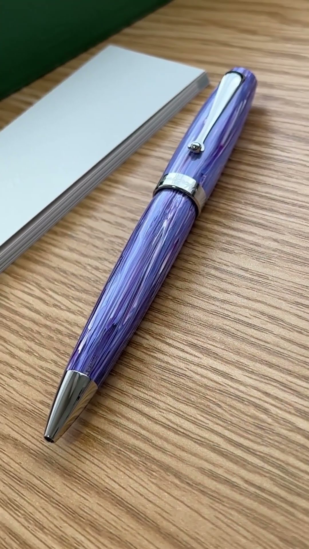Montegrappa モンテグラッパ ボールペン ミクラ パープル - YouTube