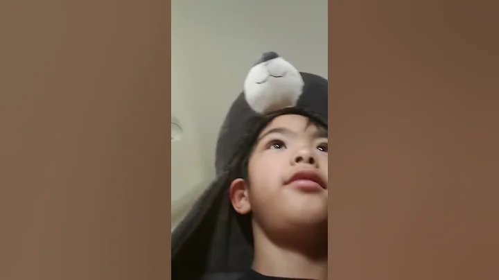 Bear Scary Raul's Dad - Snapchat Phone Stacy Cabral