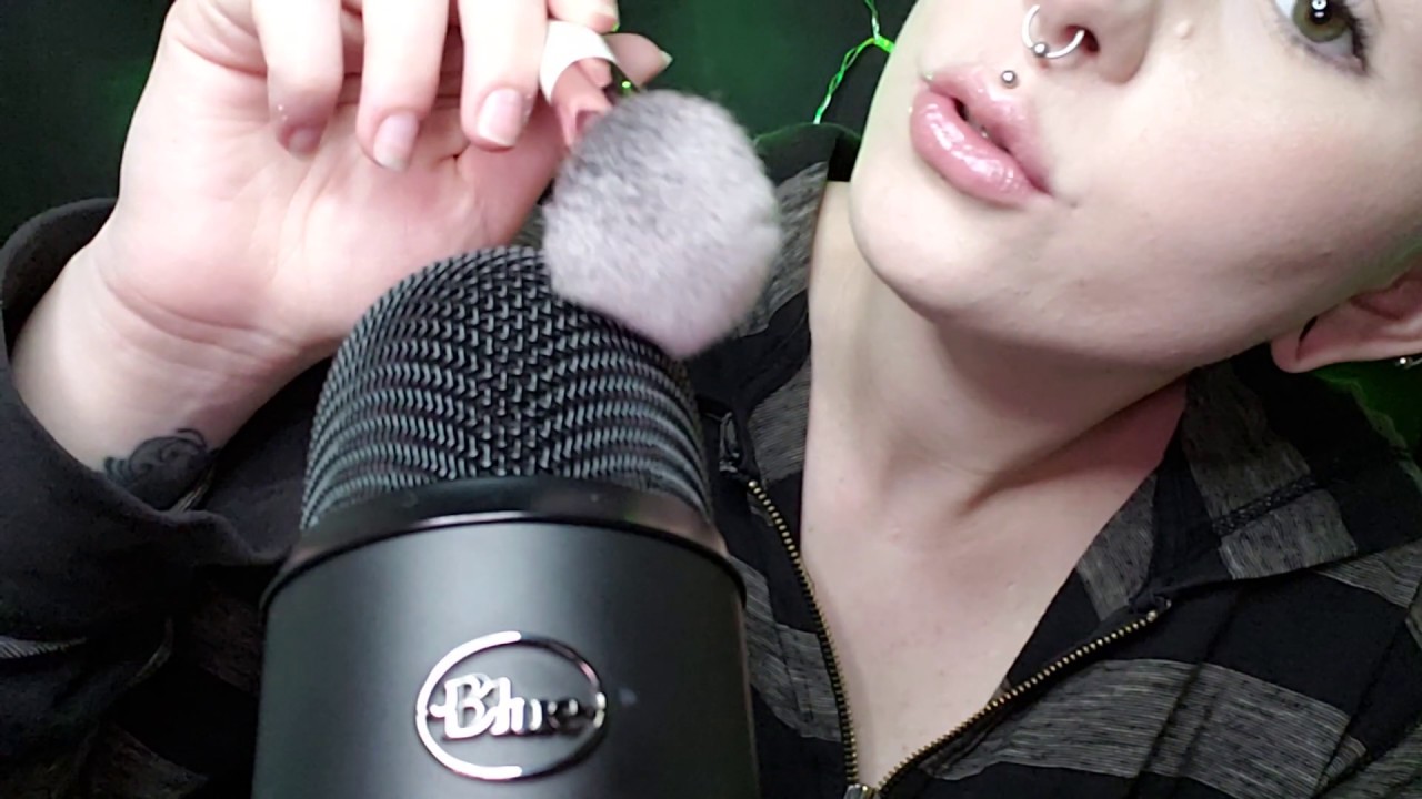 Asmr Intense Mouth Sounds Gum Chewing And Mic Brushing Youtube