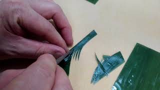 日本の技　笹切り　基本三種　初級　How To Make a Japanese style Cutout Crane with a Bamboo Leaf