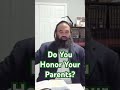 هل تكرم والديك