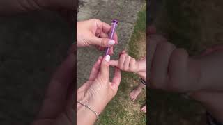 Twinkl Parents Splinter removal hack