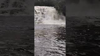 Cachoeira Iracema Presidente Figueiredo Am..muito Linda